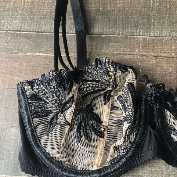 Aubade Lovessence Underwire Half Cup Bra 30D NWOT - Picture 3 of 8